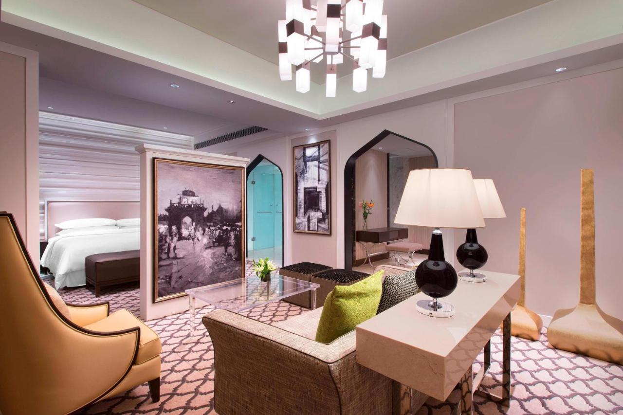 Sheraton Hyderabad Hotel Екстер'єр фото